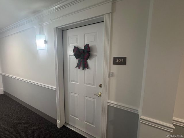 30 N De Baun Avenue 204, Suffern, NY 10901
