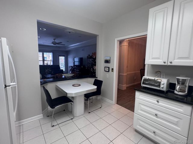 30 N De Baun Avenue 204, Suffern, NY 10901