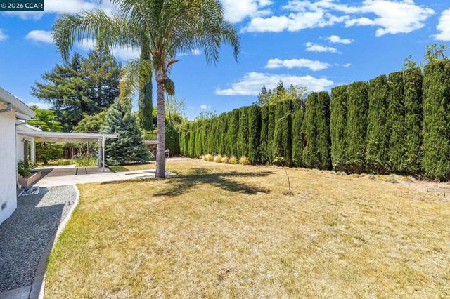 2366 Shannon Ln, Walnut Creek, CA 94598