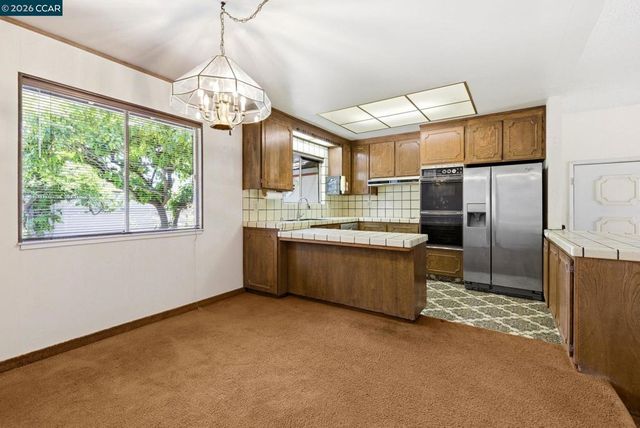 2366 Shannon Ln, Walnut Creek, CA 94598