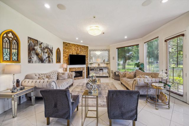 14 Lake Mist Court, Sugar Land, TX 77479