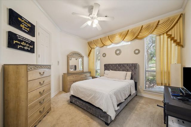 14 Lake Mist Court, Sugar Land, TX 77479