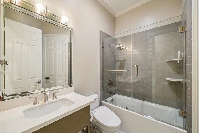 14 Lake Mist Court, Sugar Land, TX 77479