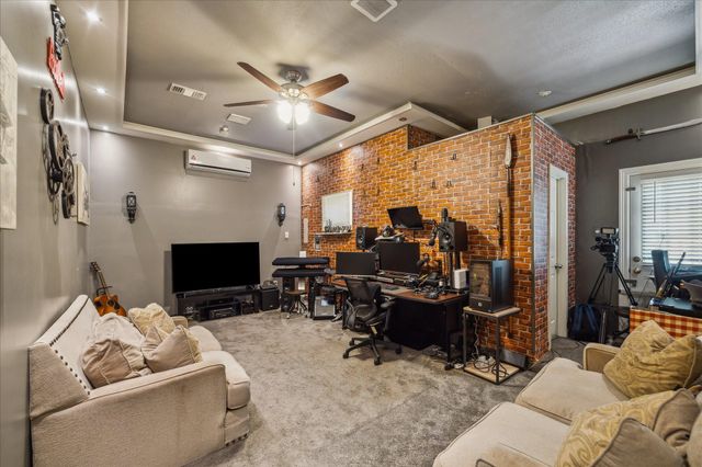 14 Lake Mist Court, Sugar Land, TX 77479