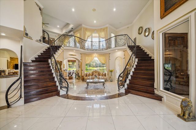 14 Lake Mist Court, Sugar Land, TX 77479