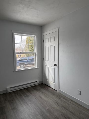 462 N 7TH PLACE, Sturgeon Bay, WI 54235