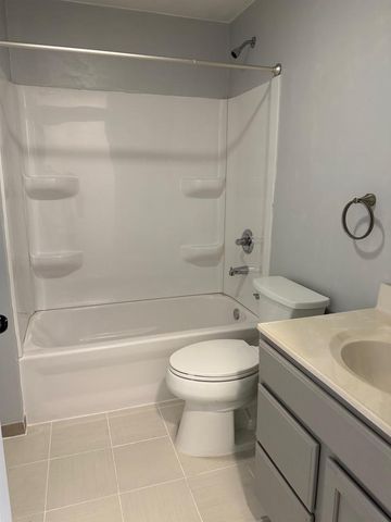 462 N 7TH PLACE, Sturgeon Bay, WI 54235