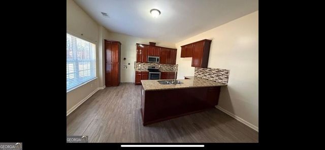 1209 Pendley Point, Hampton, GA 30228