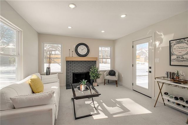 5520 Granada Lane, Roeland Park, KS 66205