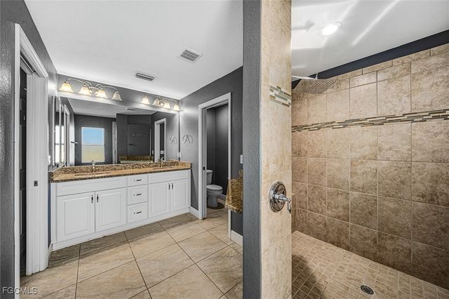 11210 Rabun Gap DR, North Fort Myers, FL 33917