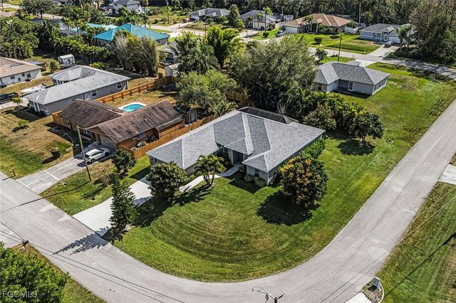 11210 Rabun Gap DR, North Fort Myers, FL 33917