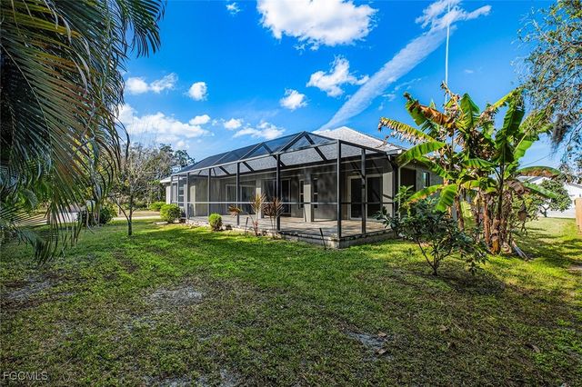 11210 Rabun Gap DR, North Fort Myers, FL 33917