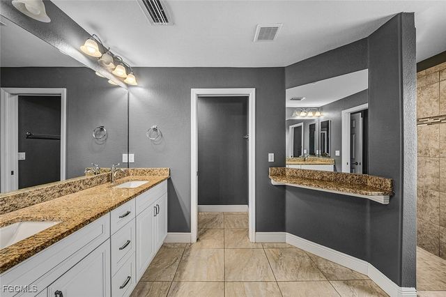 11210 Rabun Gap DR, North Fort Myers, FL 33917