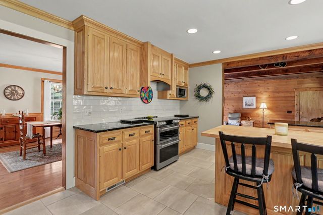 60 Rowledge Pond Road, Monroe, CT 06468