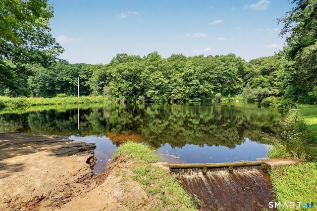 60 Rowledge Pond Road, Monroe, CT 06468