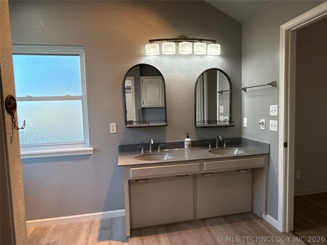 3309 N 7th Street, Broken Arrow, OK 74012