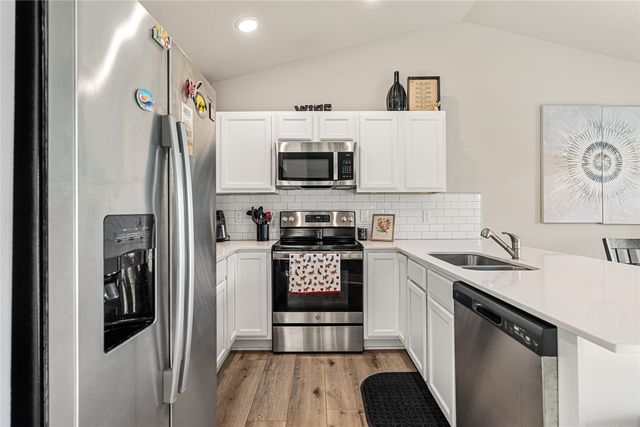 800 Juniper Street NW, Bondurant, IA 50035