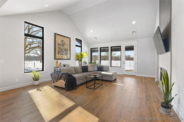 4240 S 289th East Avenue, Broken Arrow, OK 74014