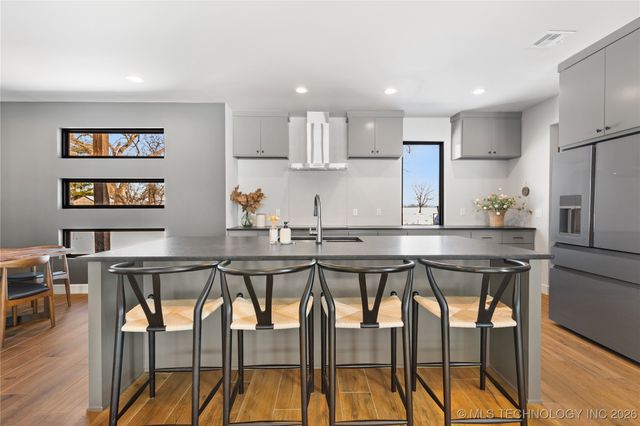 4240 S 289th East Avenue, Broken Arrow, OK 74014