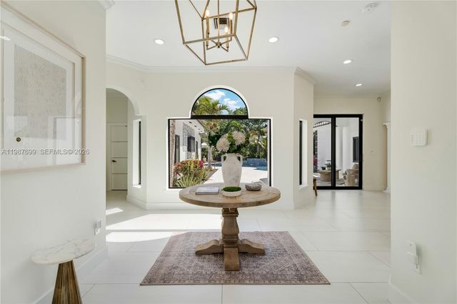 16255 SW 82nd Ave, Palmetto Bay, FL 33157