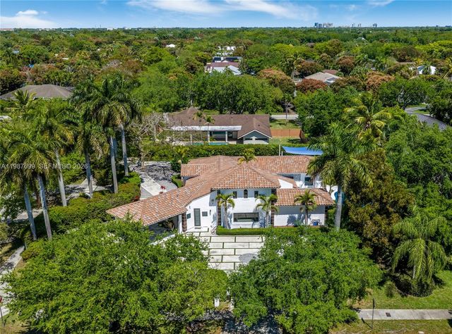 16255 SW 82nd Ave, Palmetto Bay, FL 33157