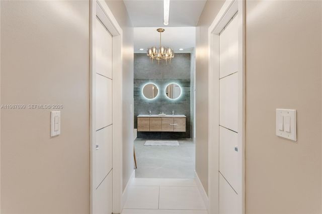 16255 SW 82nd Ave, Palmetto Bay, FL 33157