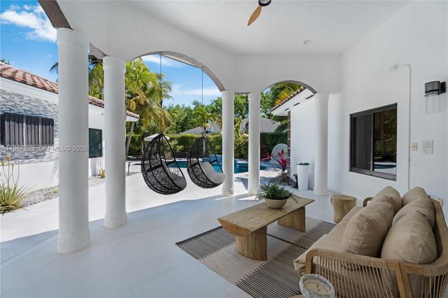 16255 SW 82nd Ave, Palmetto Bay, FL 33157