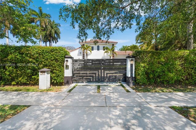 16255 SW 82nd Ave, Palmetto Bay, FL 33157