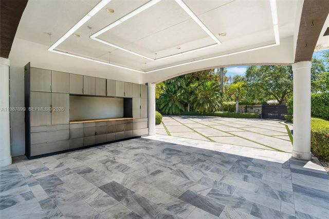 16255 SW 82nd Ave, Palmetto Bay, FL 33157