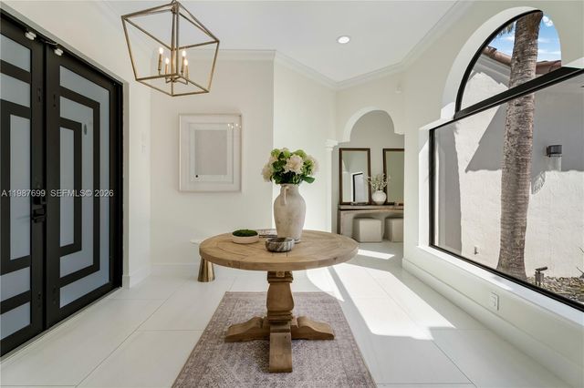 16255 SW 82nd Ave, Palmetto Bay, FL 33157