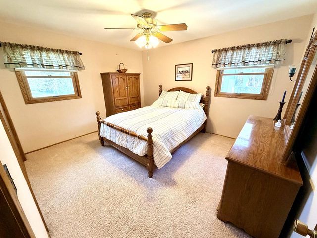 W294S5612 Windcrest DRIVE, Waukesha, WI 53189