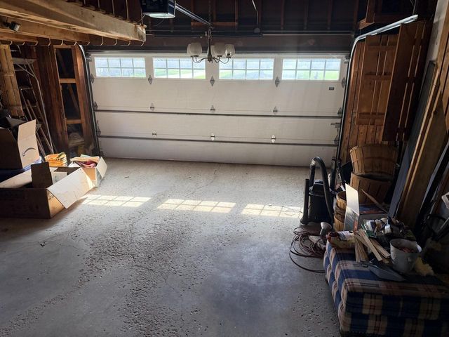 W294S5612 Windcrest DRIVE, Waukesha, WI 53189