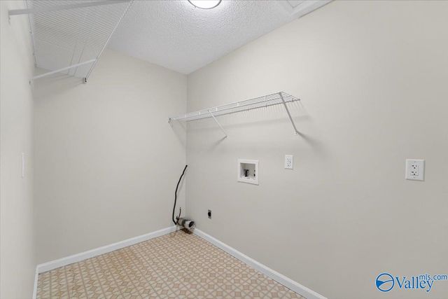 838 Spur Track Lane, Guntersville, AL 35976