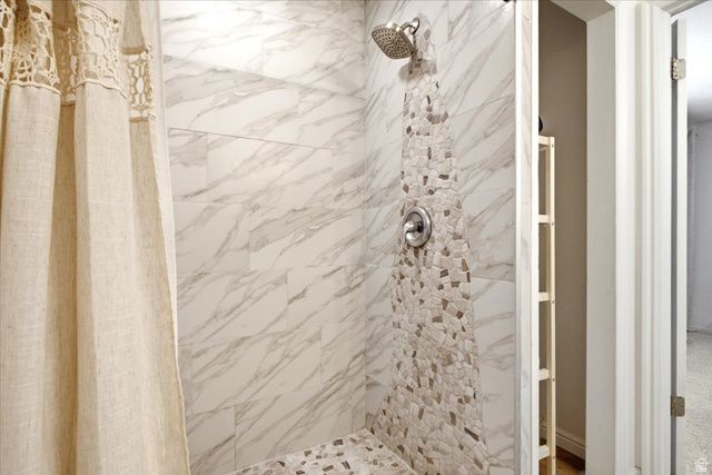 3170 W GEMSTONE DR, West Jordan, UT 84084