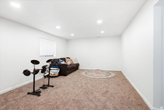 3170 W GEMSTONE DR, West Jordan, UT 84084
