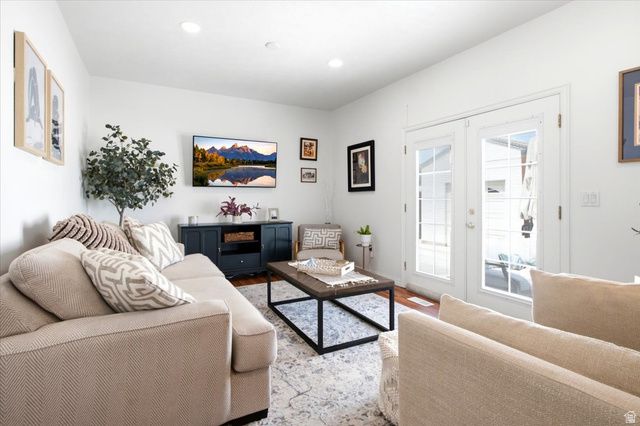 3170 W GEMSTONE DR, West Jordan, UT 84084