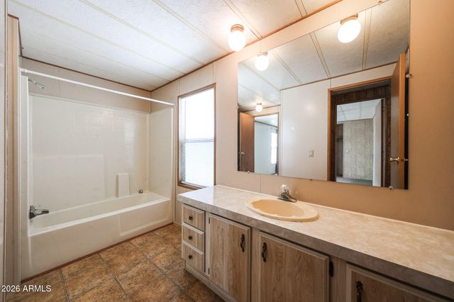 10955 N 79th Avenue 125, Peoria, AZ 85345