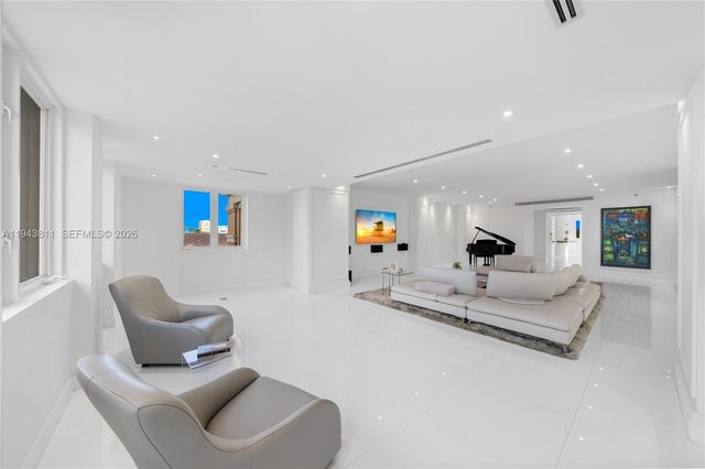600 Coral Way 2, Coral Gables, FL 33134