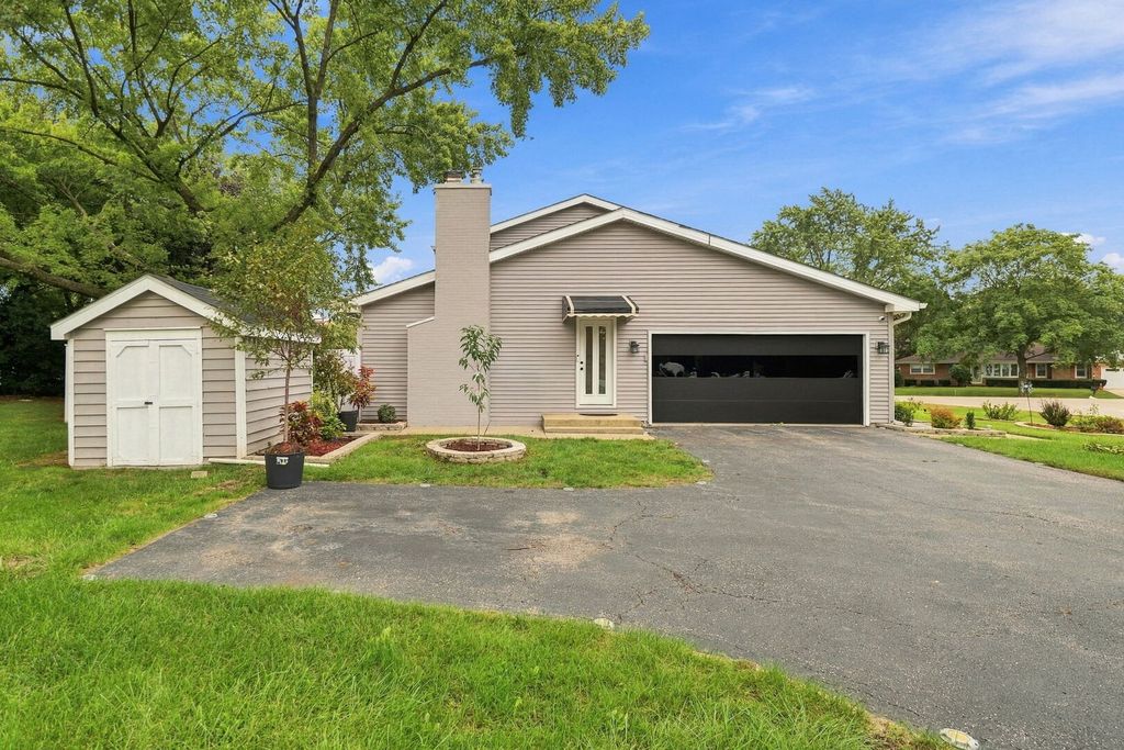 21W134 Club Terrace, Itasca, IL 60143 — photo 4