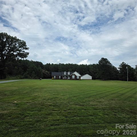 6901 Potter Road S 2, Waxhaw, NC 28173