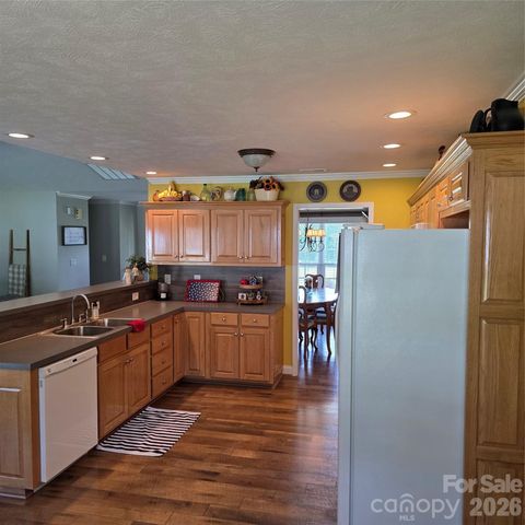 6901 Potter Road S 2, Waxhaw, NC 28173