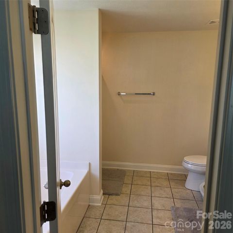 6901 Potter Road S 2, Waxhaw, NC 28173