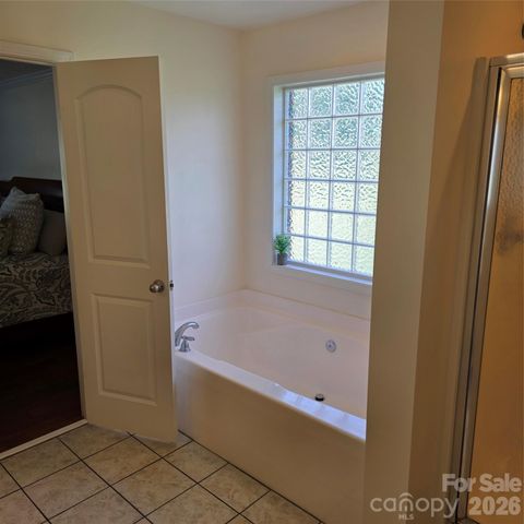 6901 Potter Road S 2, Waxhaw, NC 28173