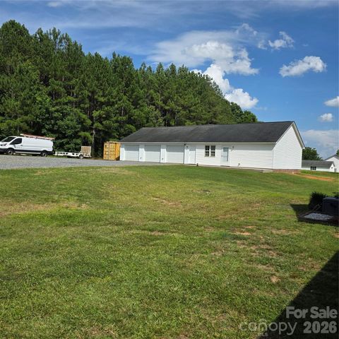 6901 Potter Road S 2, Waxhaw, NC 28173