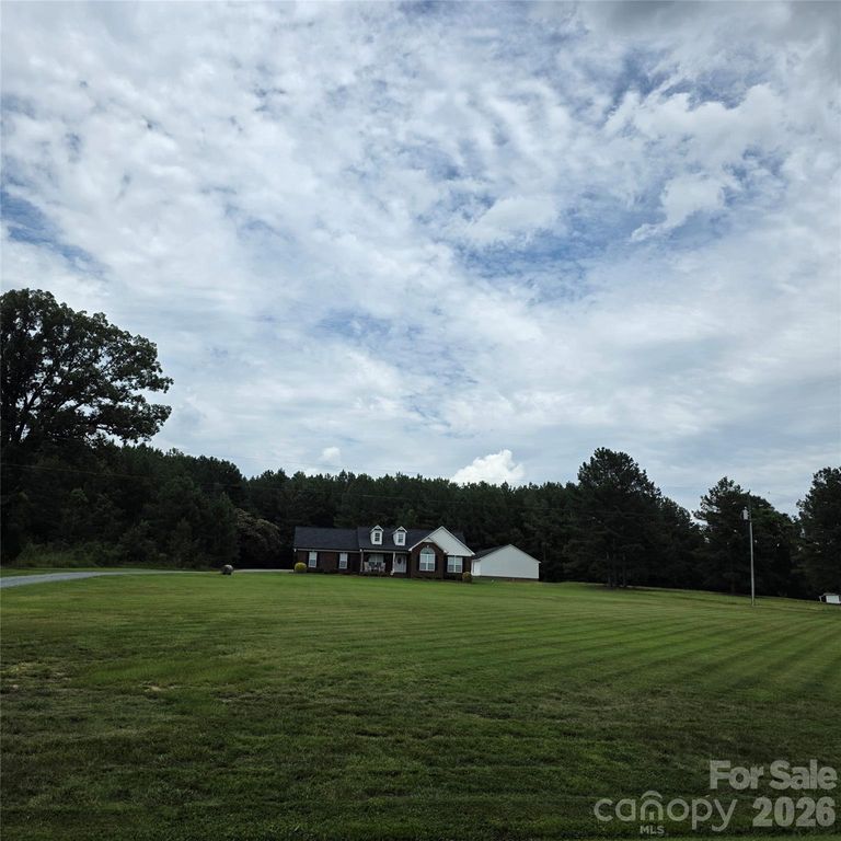 6901 Potter Road S 2, Waxhaw, NC 28173