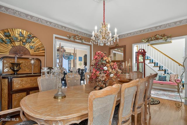 5 Cephalonia Drive, Niskayuna, NY 12309