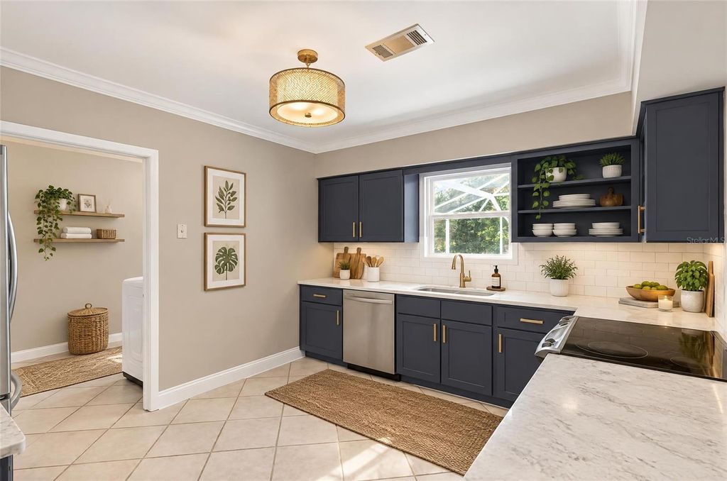 Image 30 of property listing at 2219 NW 17TH AVENUE, Gainesville, FL 32605