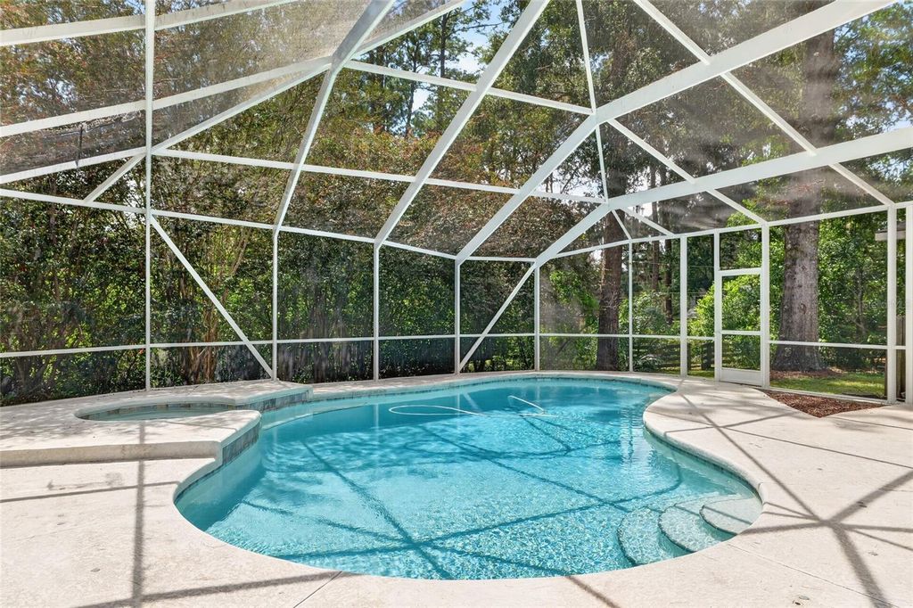 Image 73 of property listing at 2219 NW 17TH AVENUE, Gainesville, FL 32605