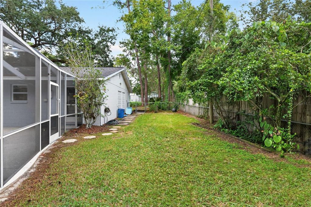 Image 79 of property listing at 2219 NW 17TH AVENUE, Gainesville, FL 32605