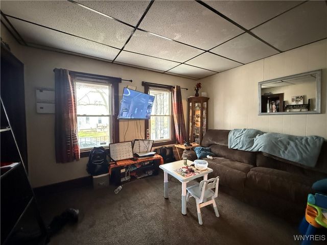 51 Gladstone Street, Buffalo, NY 14207